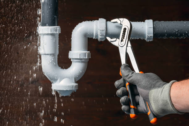 Professional Emergency Plumber technician working in Vernon Center, NY